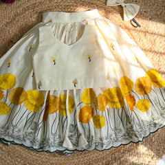 Girls Off-White Floral Embroidered Festive Lehenga Choli with Hairband